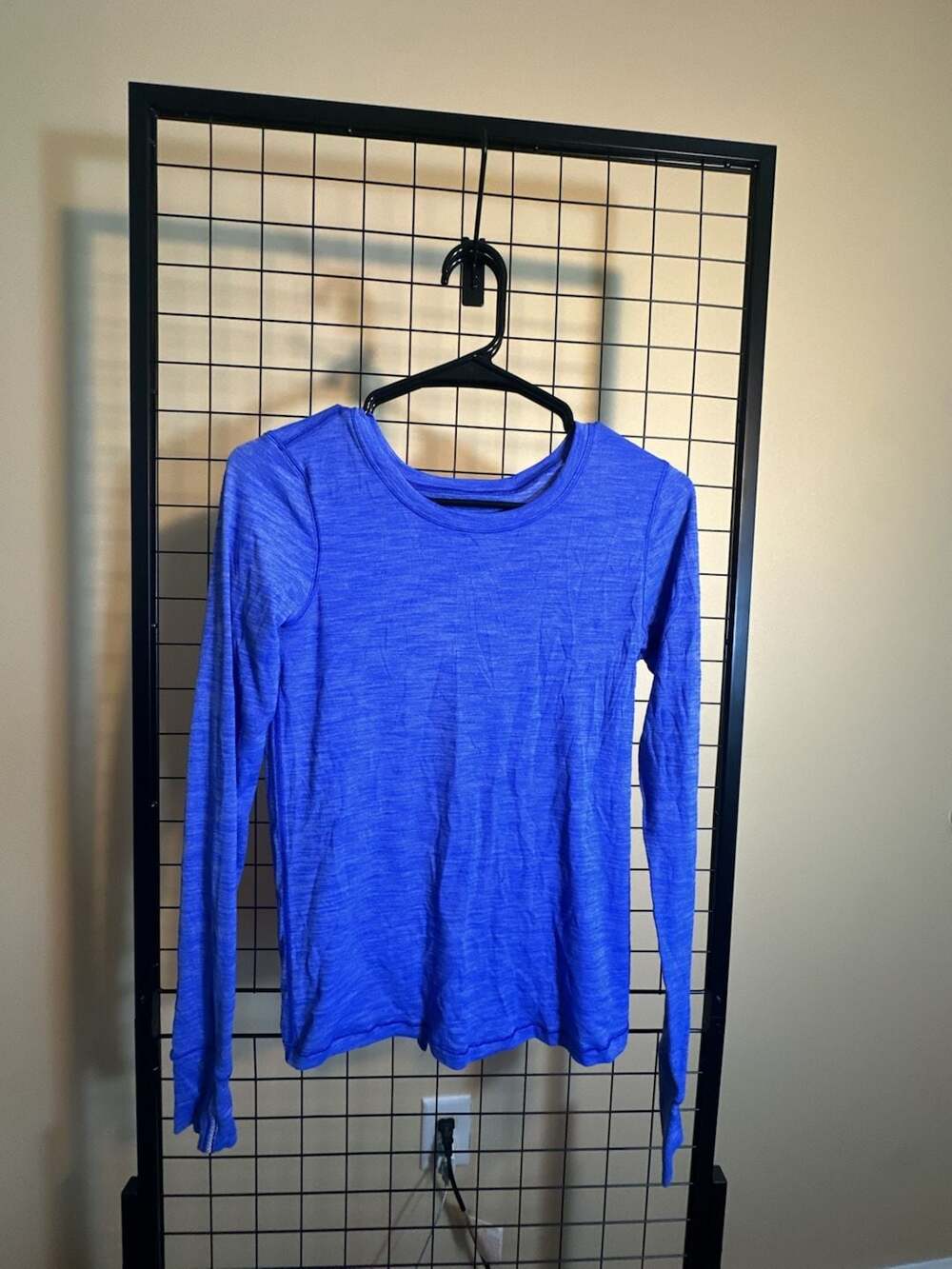 Lululemon Athletica Tie-Back Long Sleeve Performance Shirt